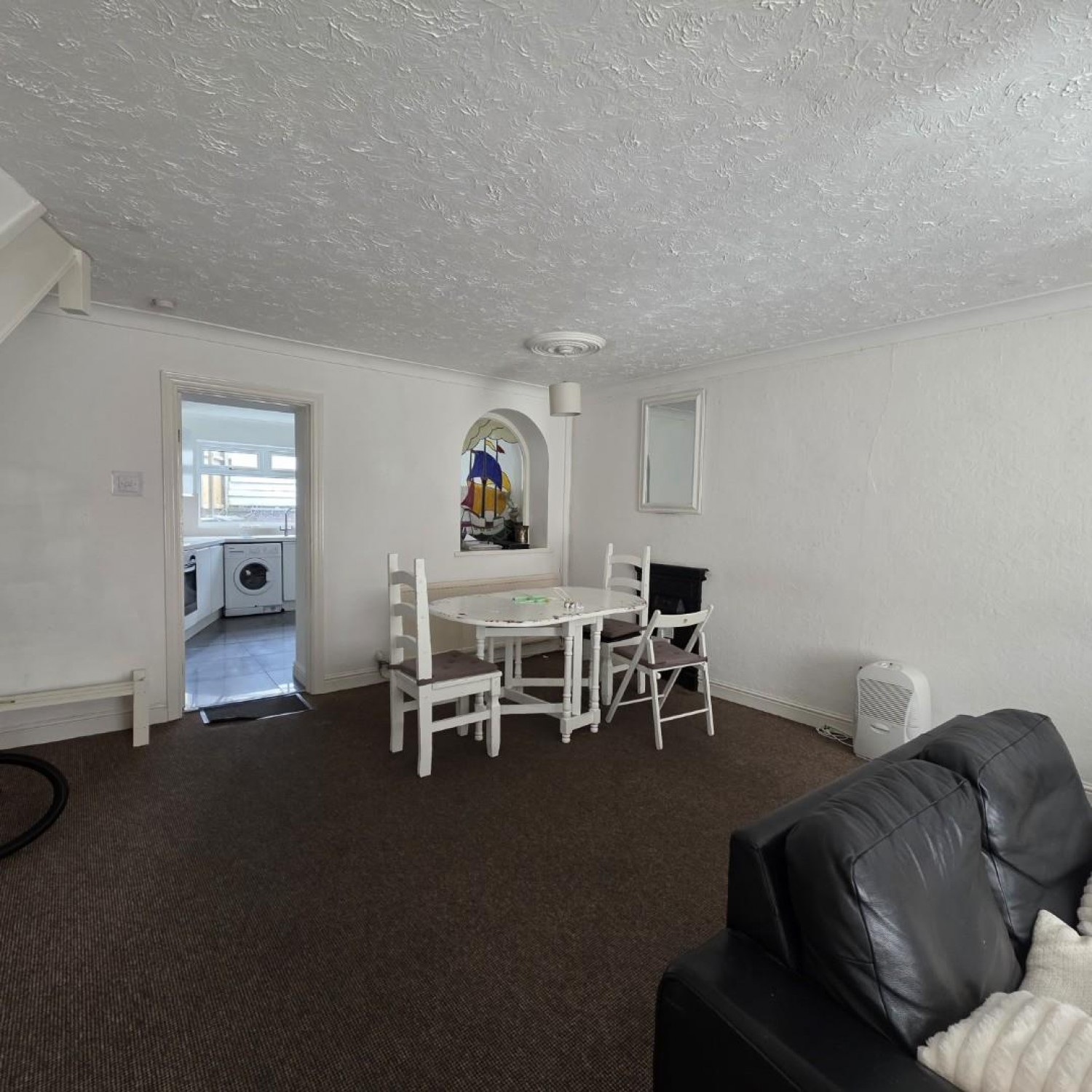 3 bedroom House to let in King Street, Pontypridd