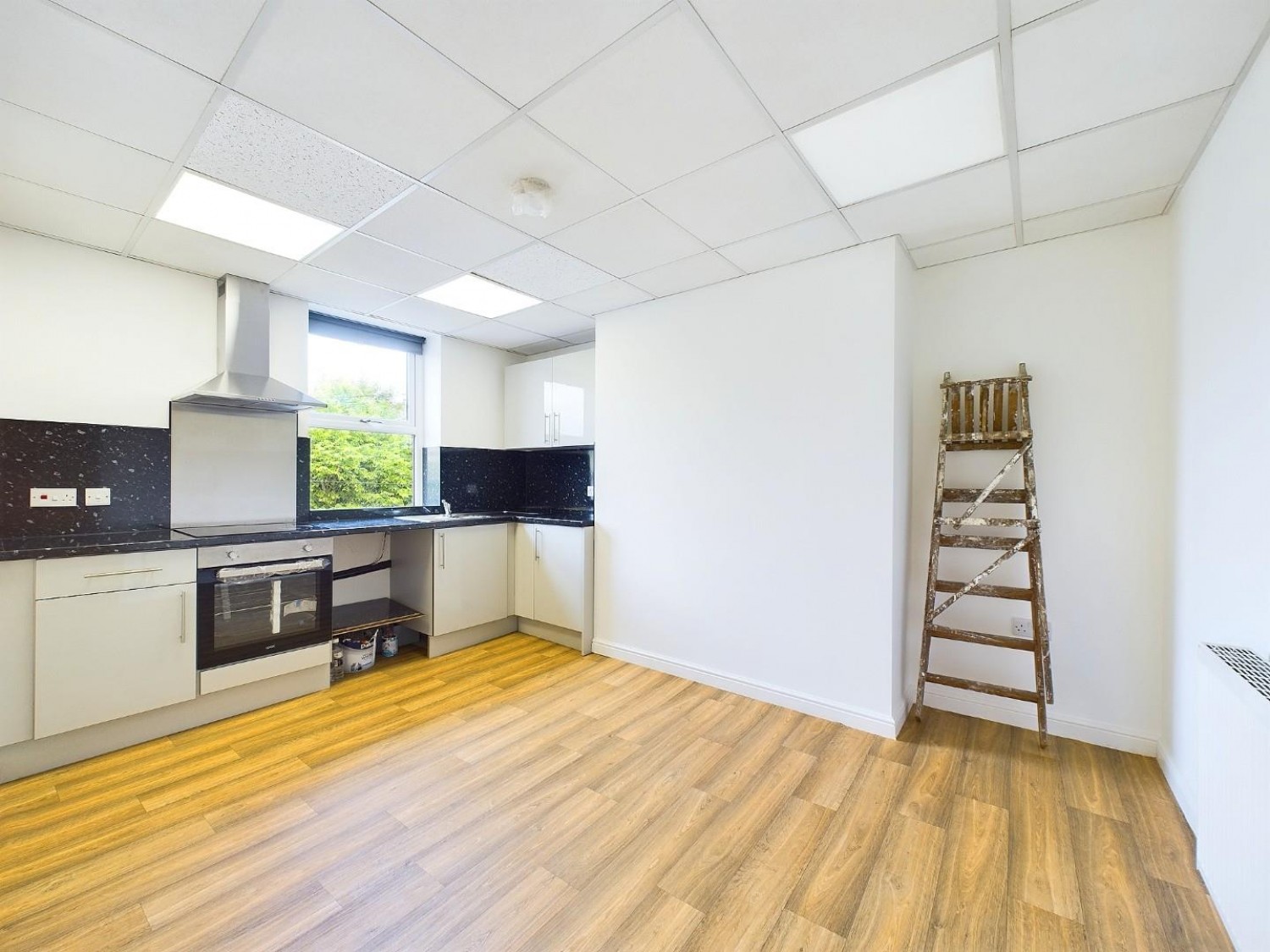 1 bedroom Flat to let in Main Street, Bingley