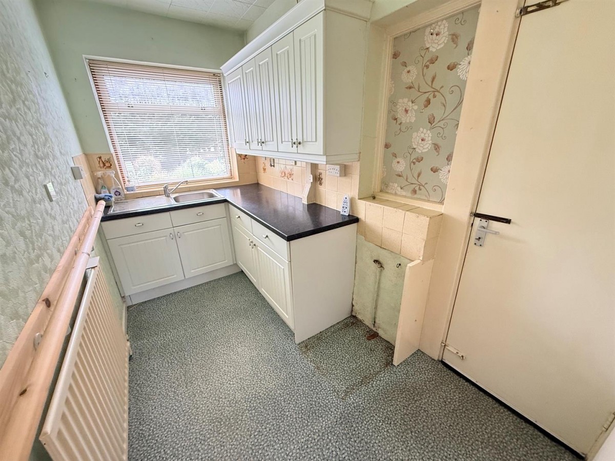 Shepherds Brook Road, Stourbridge, DY9 7DX