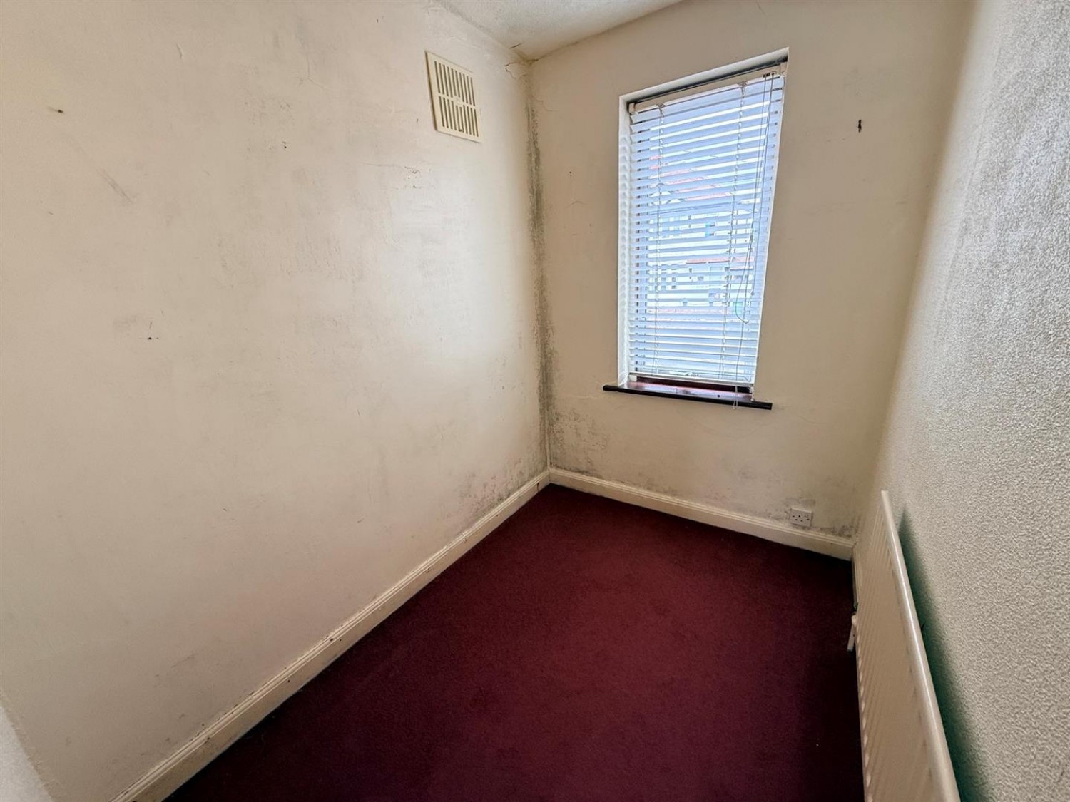Shepherds Brook Road, Stourbridge, DY9 7DX