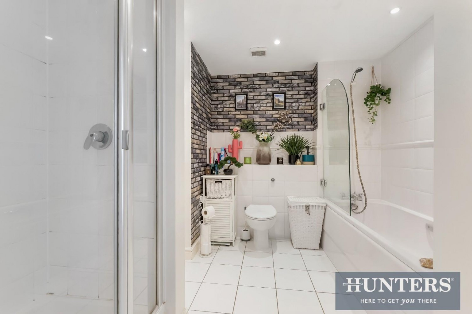 1 bedroom Flat for sale in Brentford