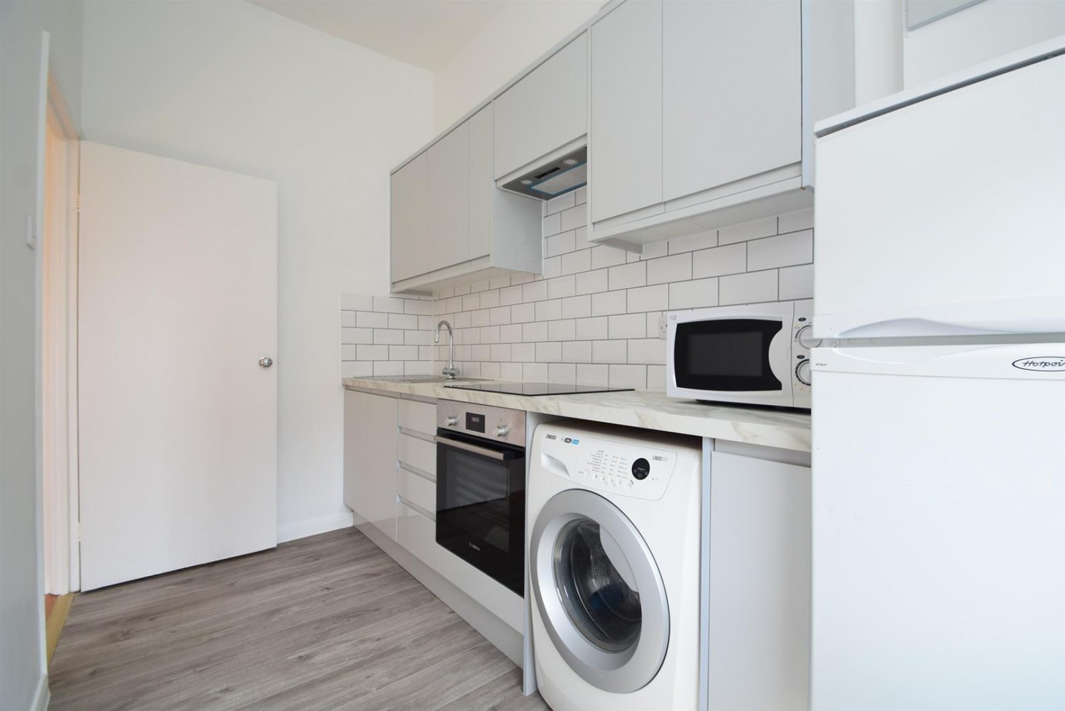 2 bedroom Flat to let in Ferntower Road, London, N5