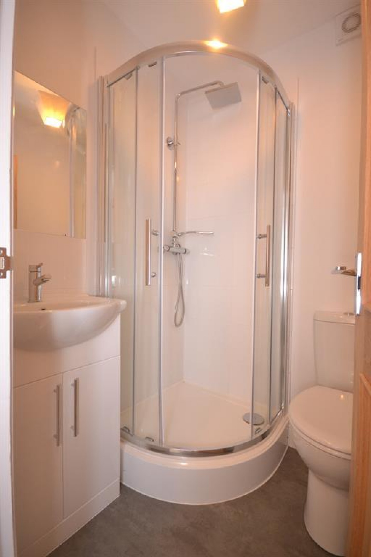 1 bedroom Flat to let in Palmer Park Avenue, Reading, Berkshire