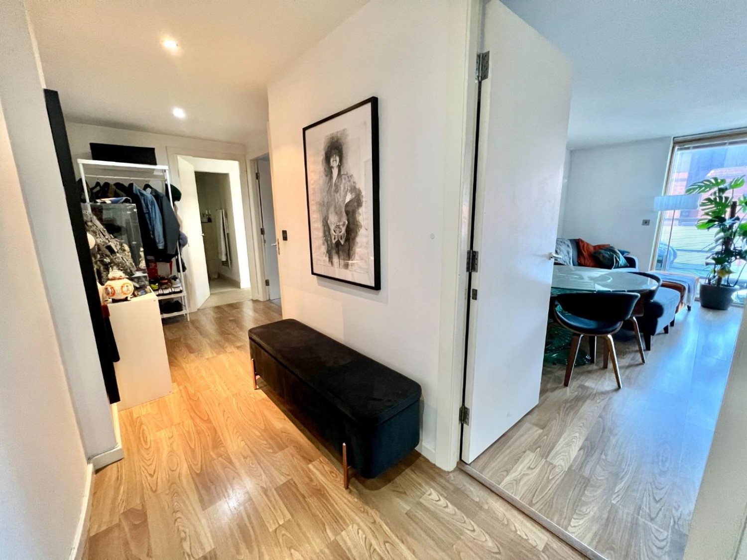 2 bedroom Flat to let in Wellington Quarter, Wellington Street, Leeds