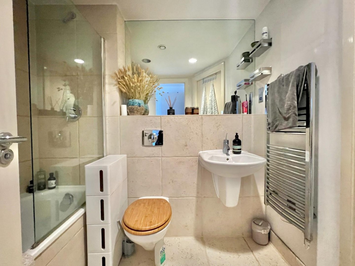 2 bedroom Flat to let in Wellington Quarter, Wellington Street, Leeds