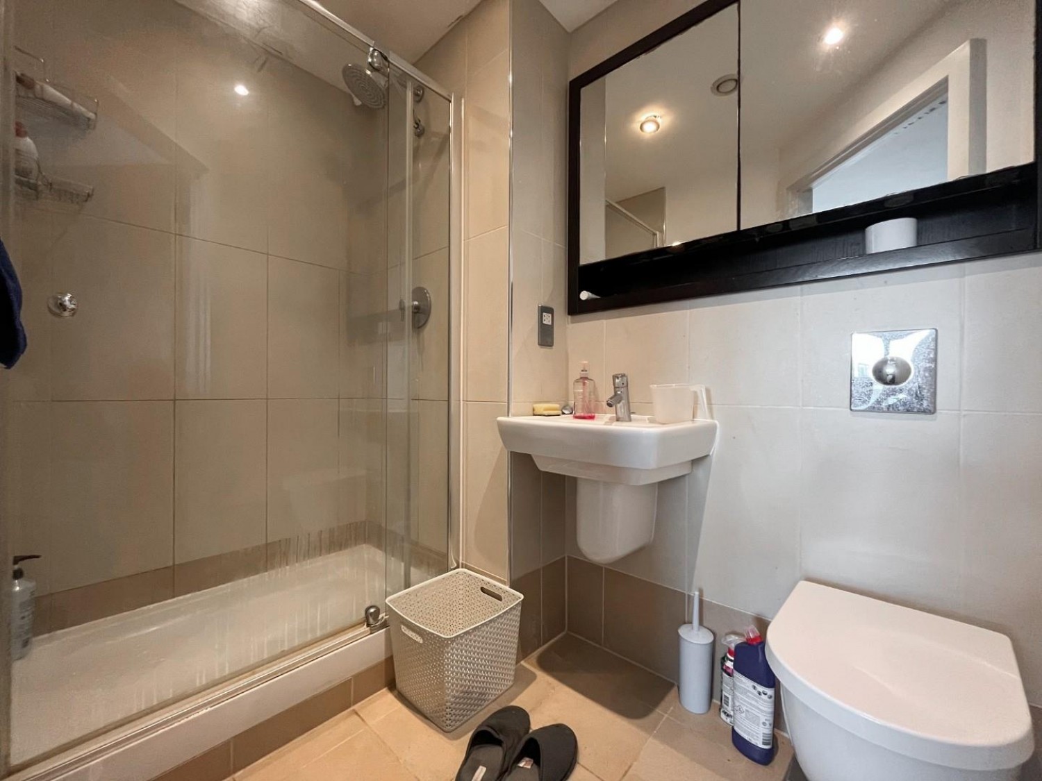 2 bedroom Flat to let in Cartier House, Clarence Dock, Leeds