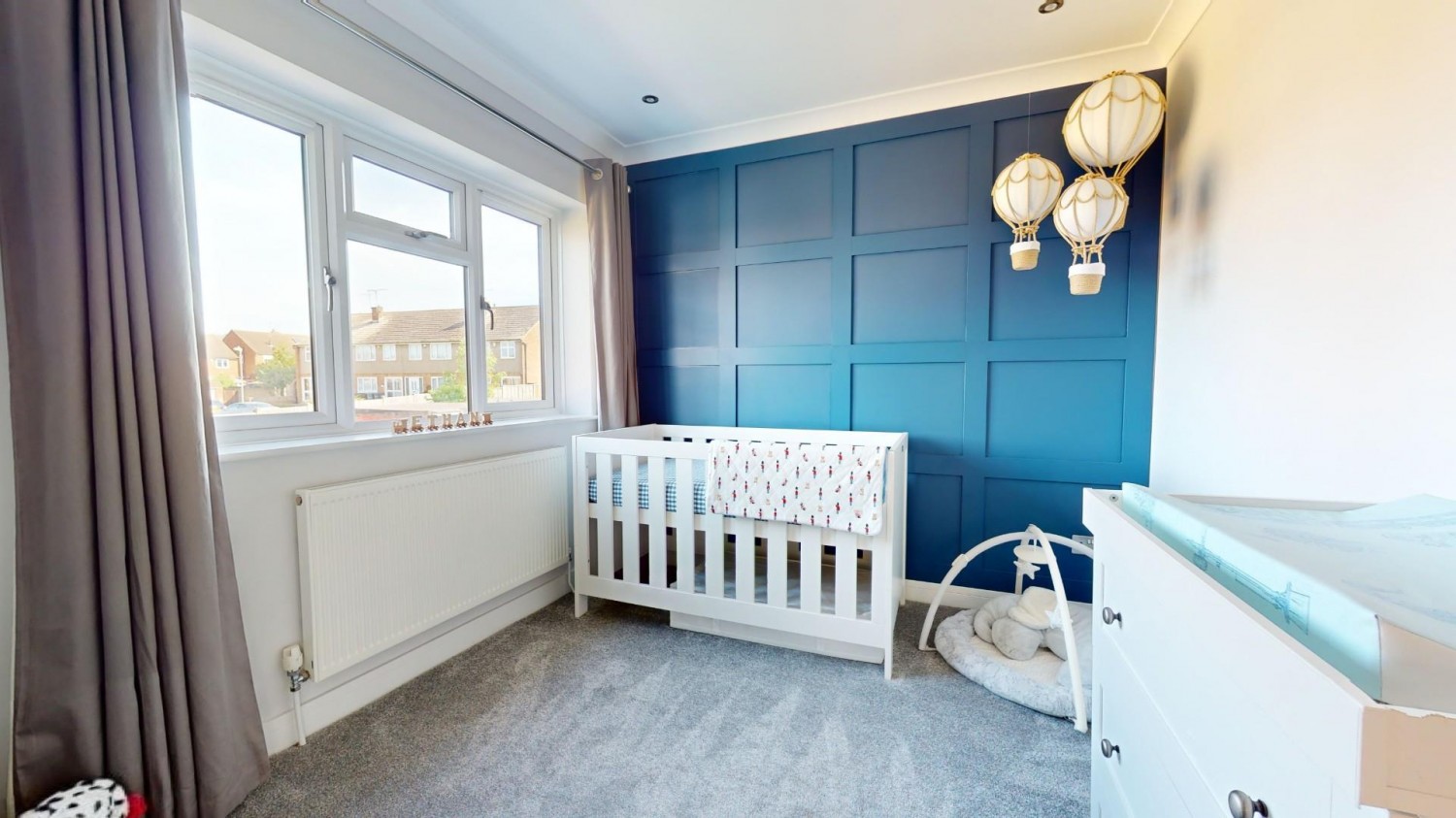 3 bedroom House for sale in Osney Way, Gravesend, DA12