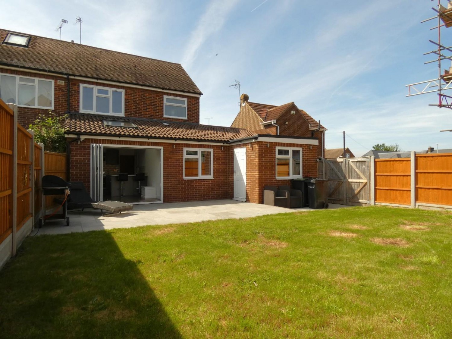3 bedroom House for sale in Osney Way, Gravesend, DA12
