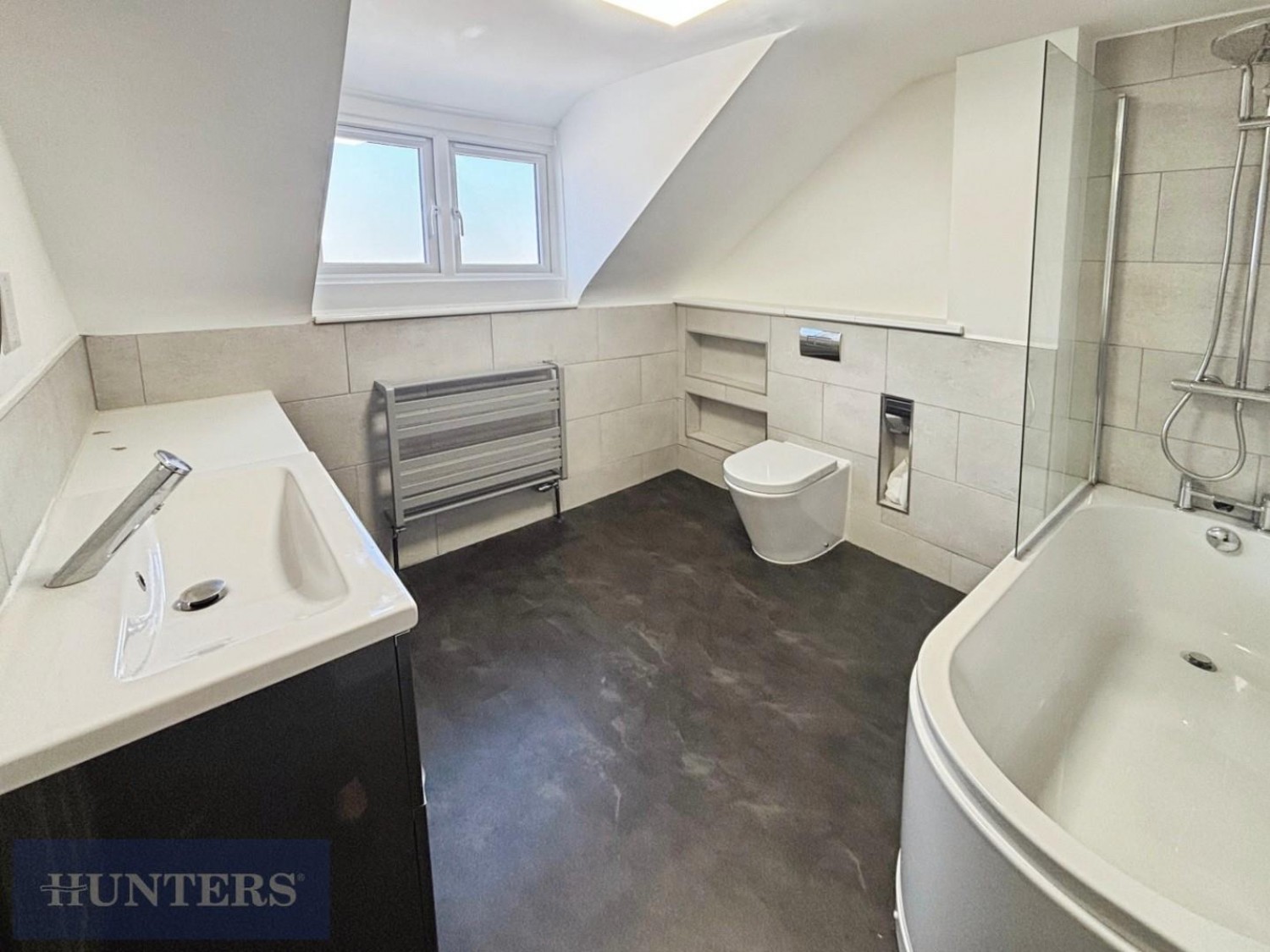 2 bedroom Flat to let in Lansdowne Terrace, Exeter