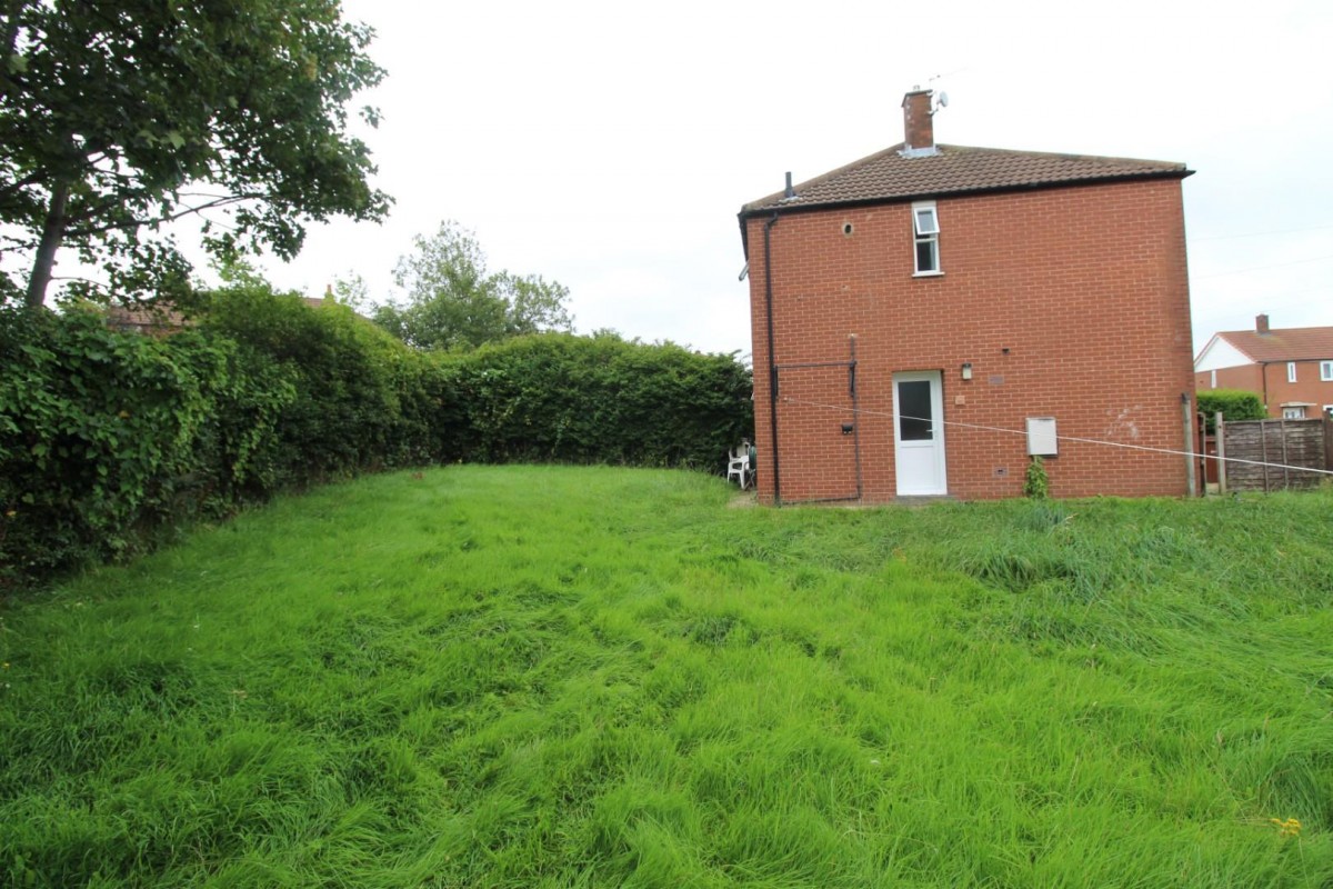 Old Hall Road, Tingley, Wakefield