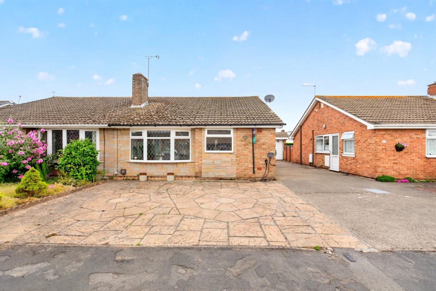2 bedroom Bungalow for sale in Melton Drive, Bishopthorpe, York