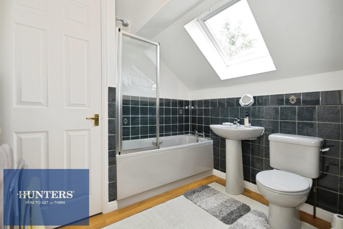 Blackthorn Close, Hasland, Chesterfield, S41 0DY