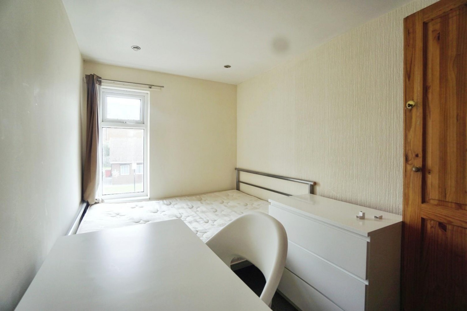 4 bedroom House to let in Shoreham Street, City Centre, Sheffield