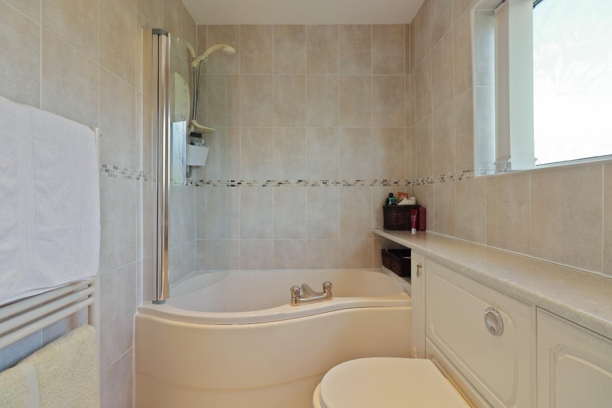 Backmoor Road, Sheffield, S8 8LB