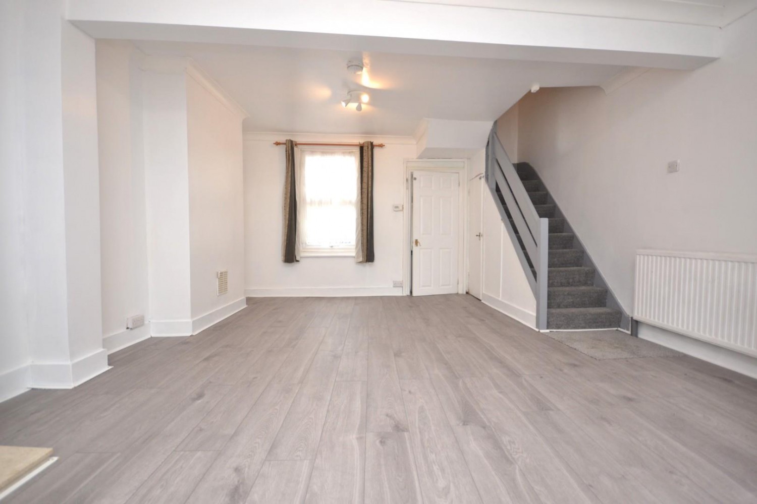 3 bedroom House to let in Stanley Street, Reading, Berkshire