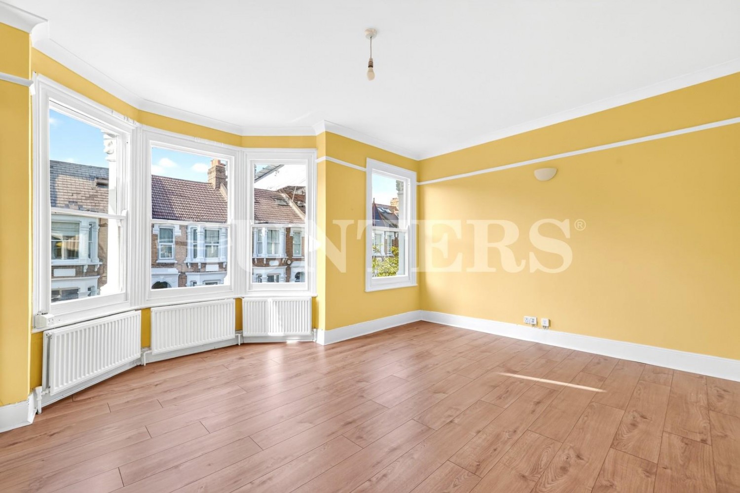 4 bedroom House to let in Prince George Road, London, N16