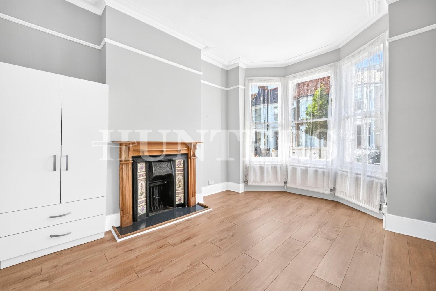 4 bedroom House to let in Prince George Road, London, N16
