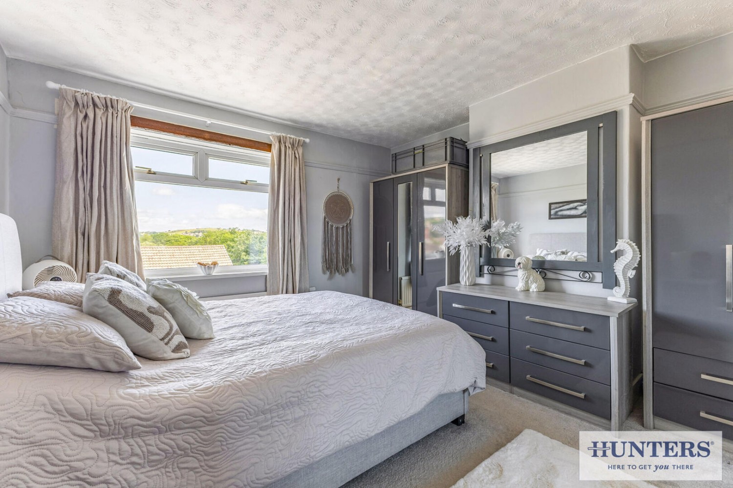 3 bedroom House for sale in Silverdale Avenue, Guiseley, Leeds