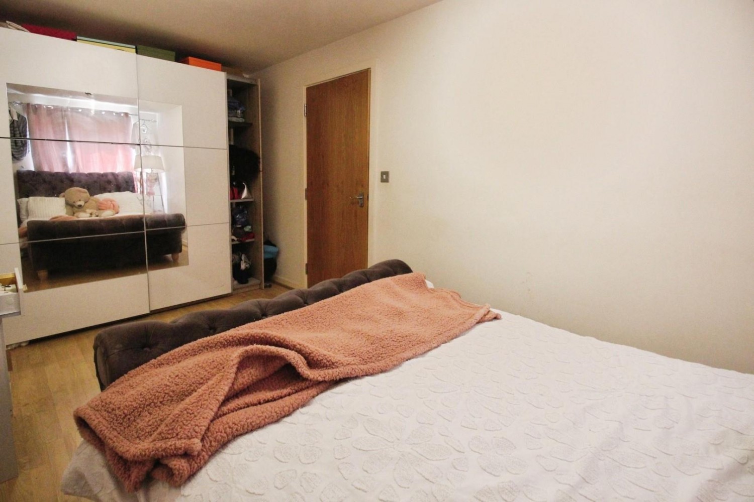 2 bedroom Flat for sale in Bailey Close, West Thamesmead