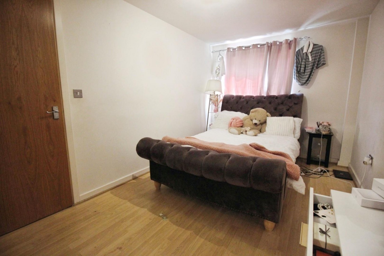2 bedroom Flat for sale in Bailey Close, West Thamesmead