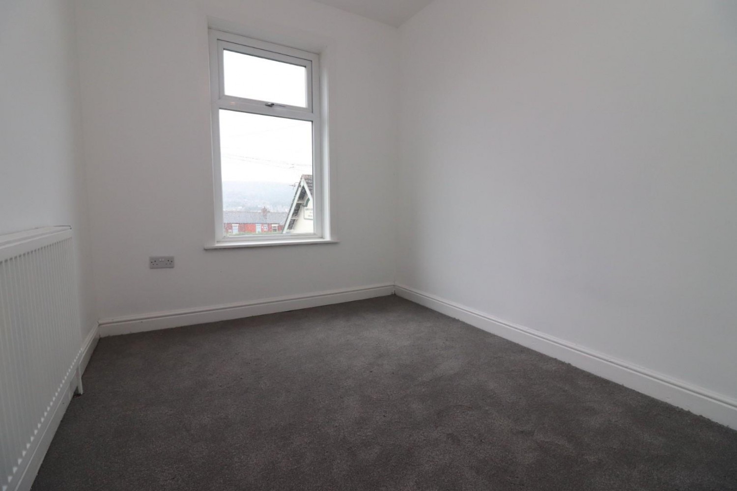 3 bedroom House to let in Laurel Avenue, Darwen