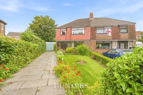 Pennine Close, Blackley, Manchester, M9