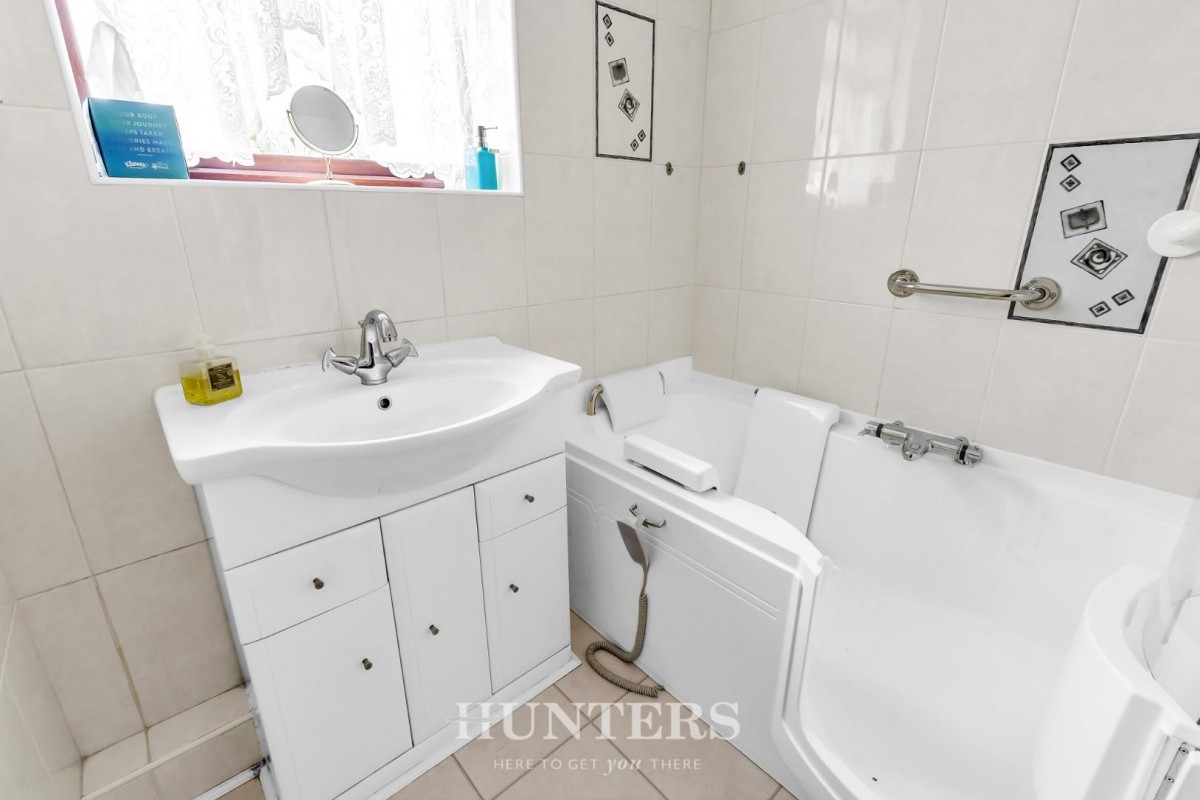 Pennine Close, Blackley, Manchester, M9