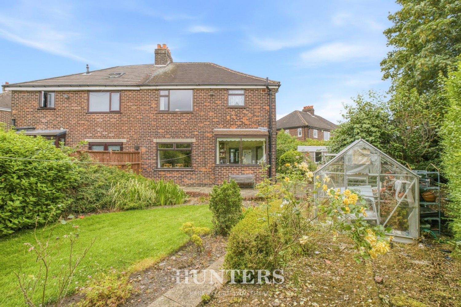 3 bedroom House for sale in Pennine Close, Blackley, Manchester, M9