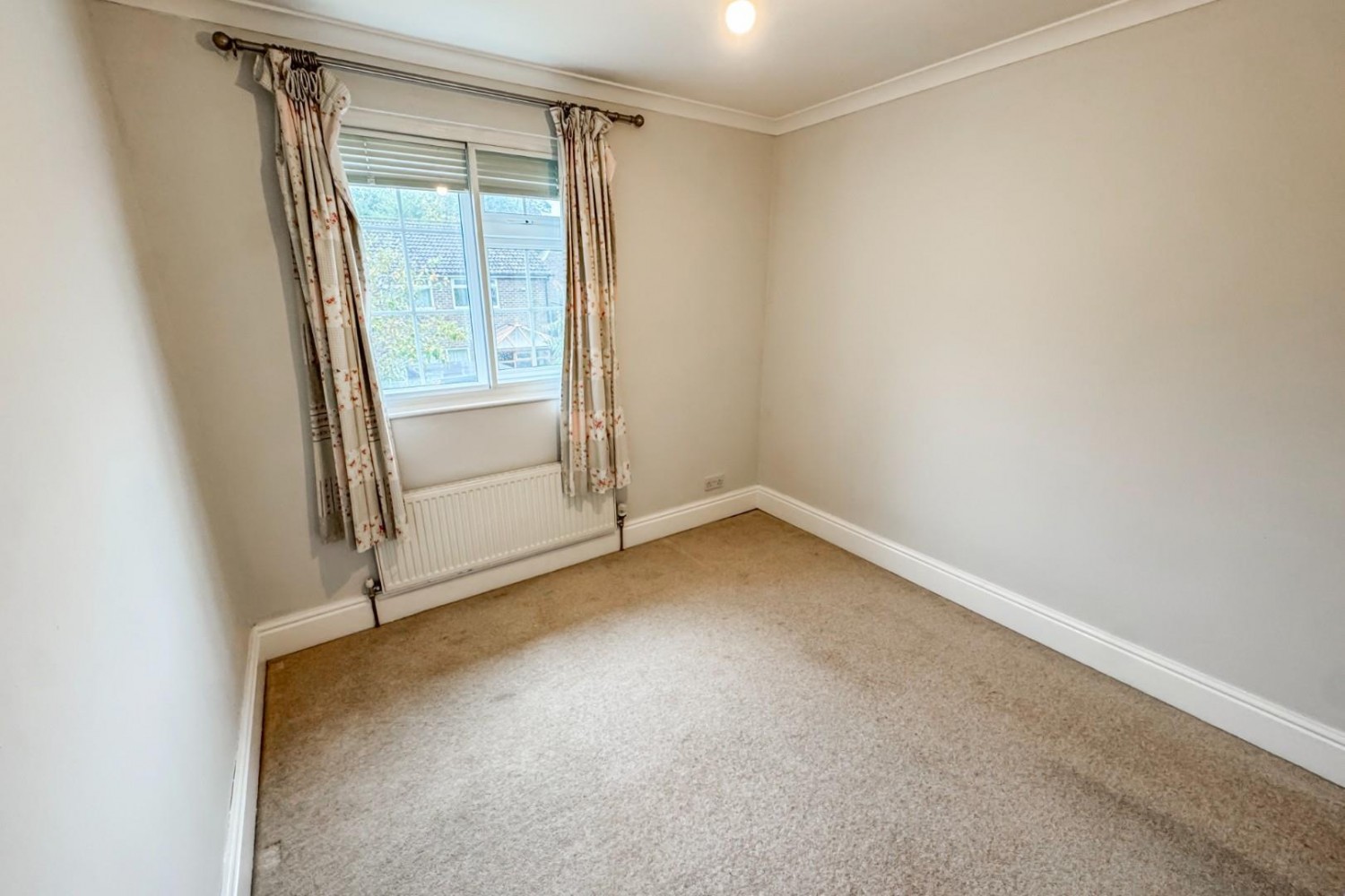3 bedroom House to let in Brownberrie Lane, Horsforth