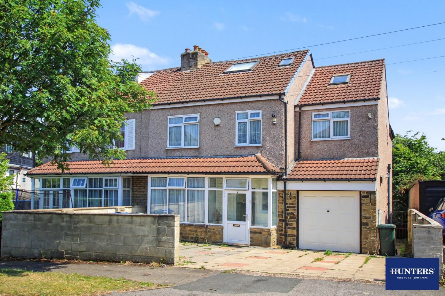 6 bedroom House for sale in Garden Lane Bradford, BD9 5QJ