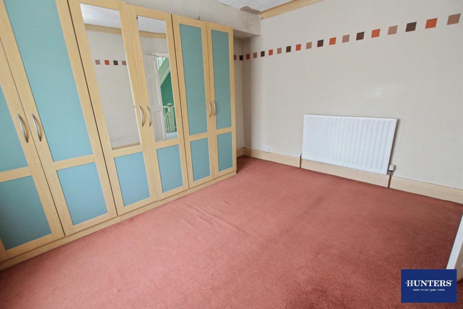 6 bedroom House for sale in Garden Lane Bradford, BD9 5QJ