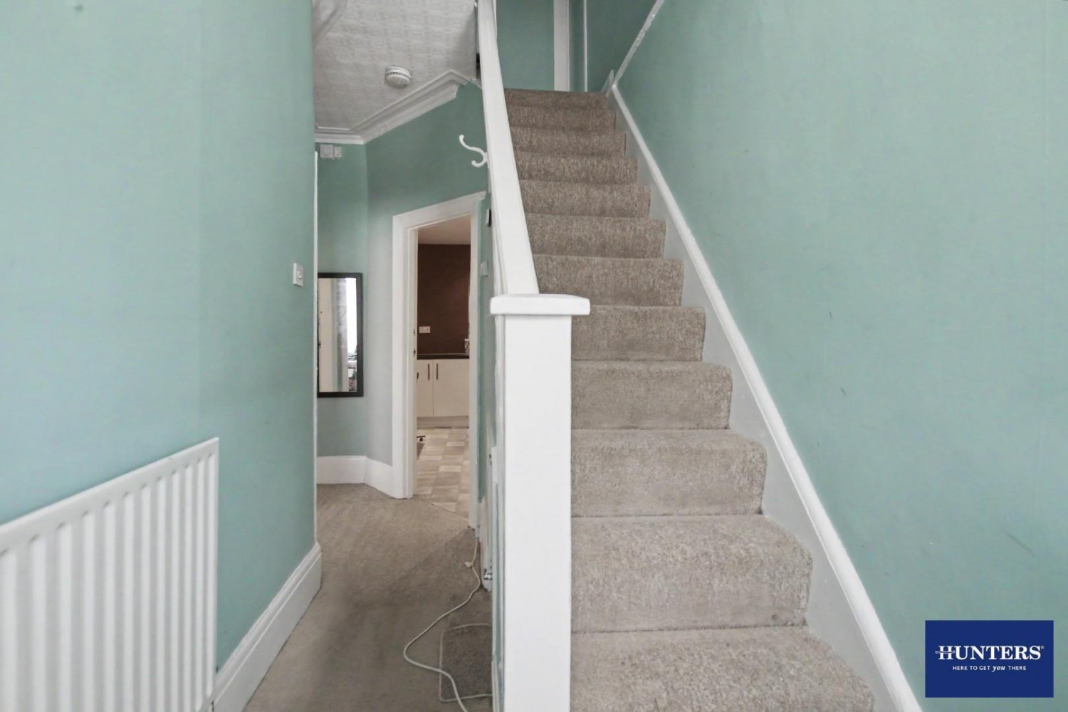 6 bedroom House for sale in Garden Lane Bradford, BD9 5QJ