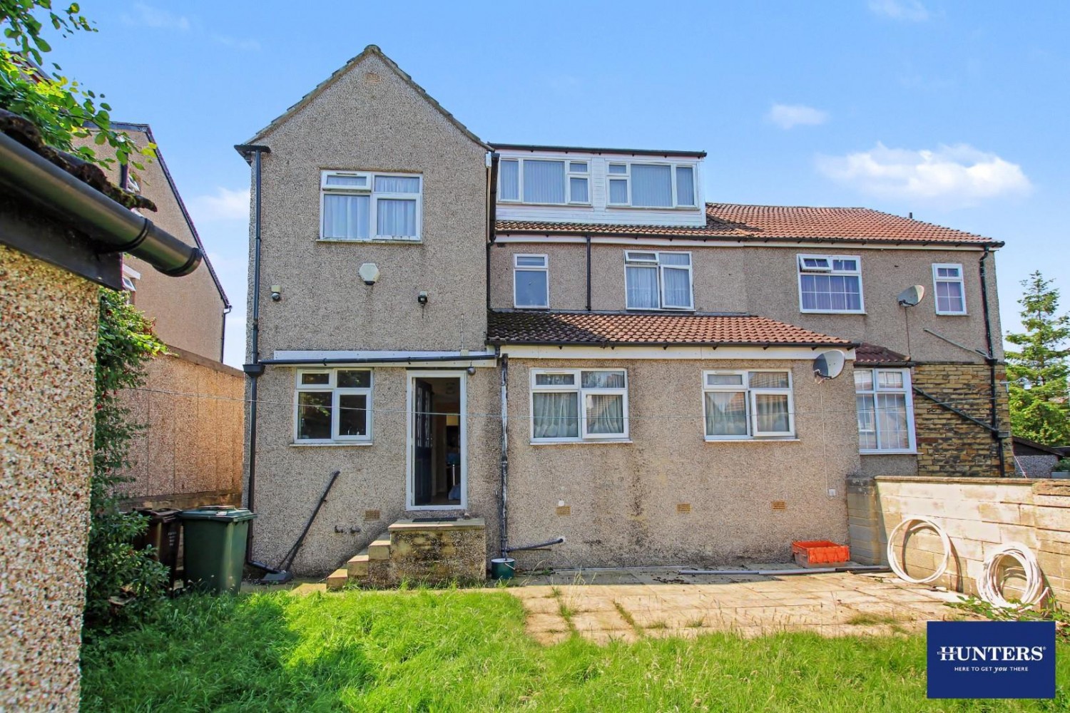 6 bedroom House for sale in Garden Lane Bradford, BD9 5QJ