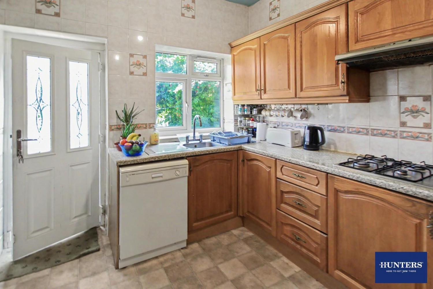 6 bedroom House for sale in Garden Lane Bradford, BD9 5QJ