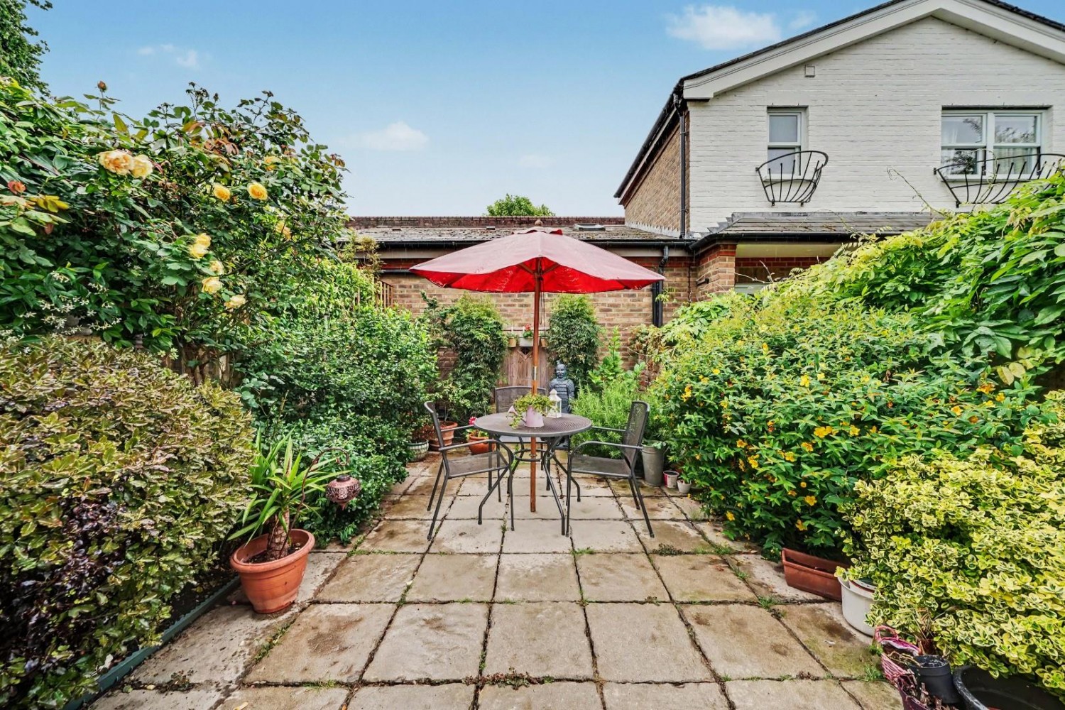3 bedroom House for sale in Dynevor Road, London, N16