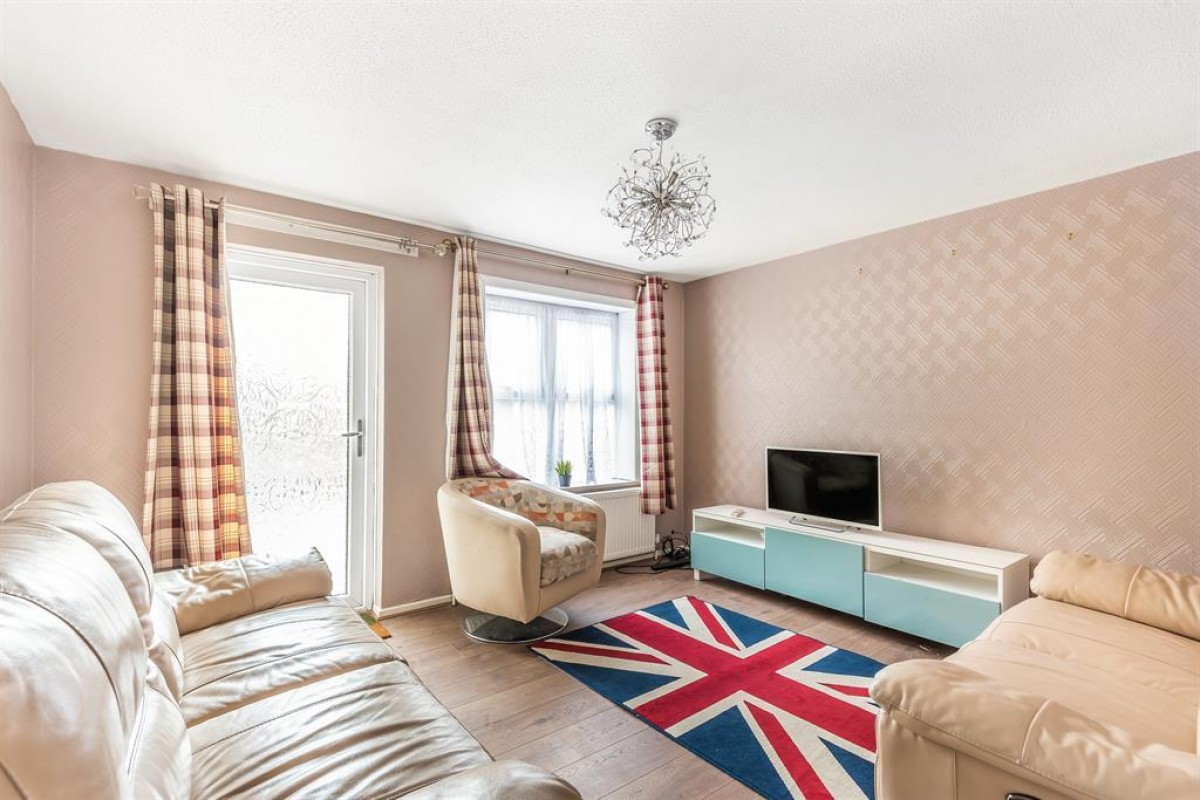 Oakham Close, London, SE6 4LQ