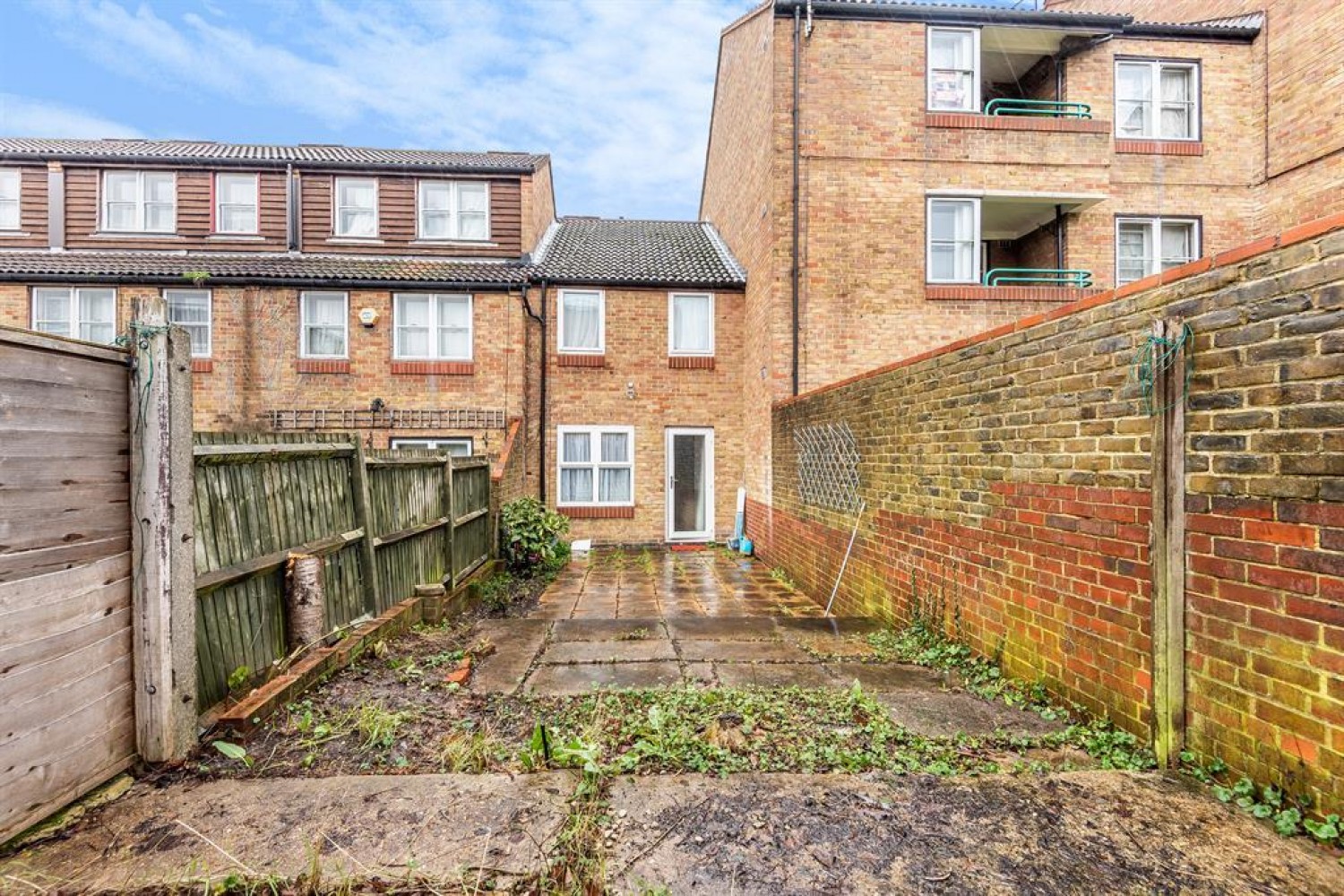 Oakham Close, London, SE6 4LQ