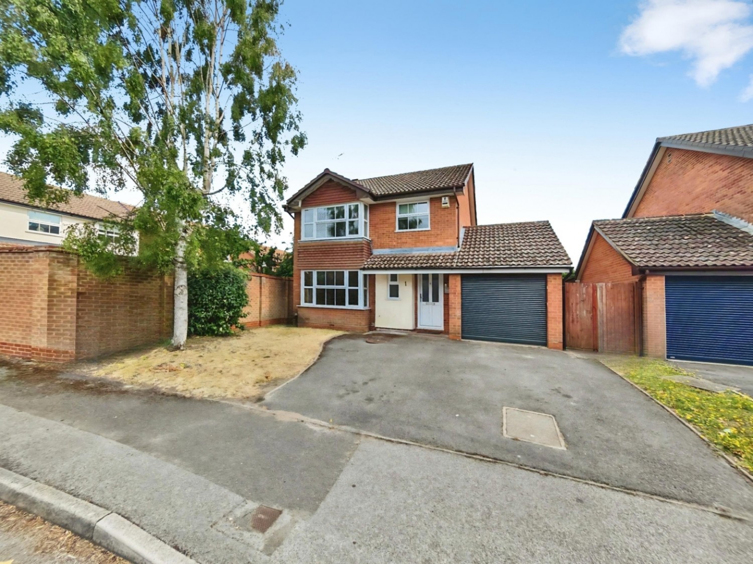 4 bedroom House for sale in Hale End, Bracknell