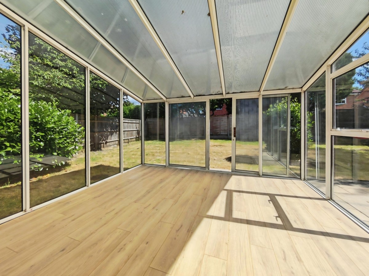 Hale End, Bracknell
