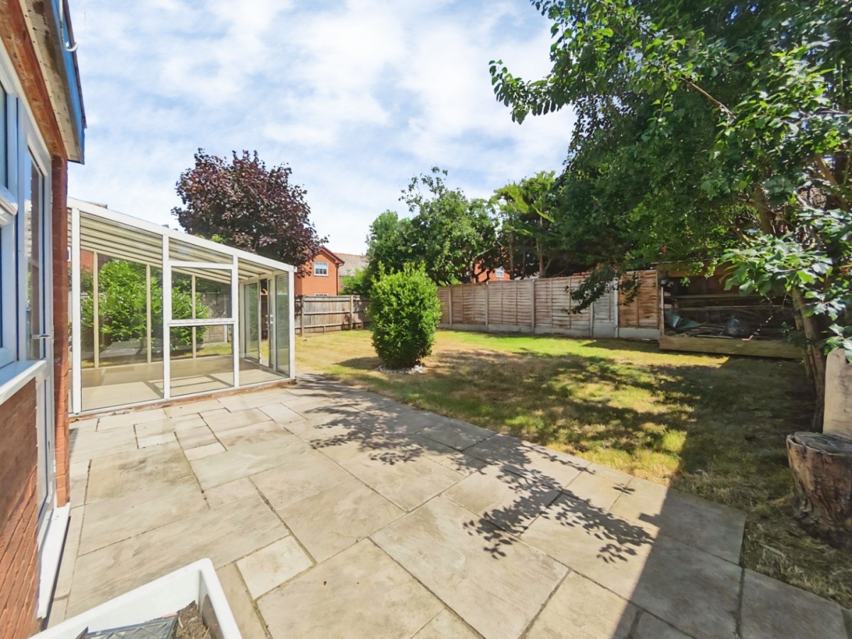 Hale End, Bracknell