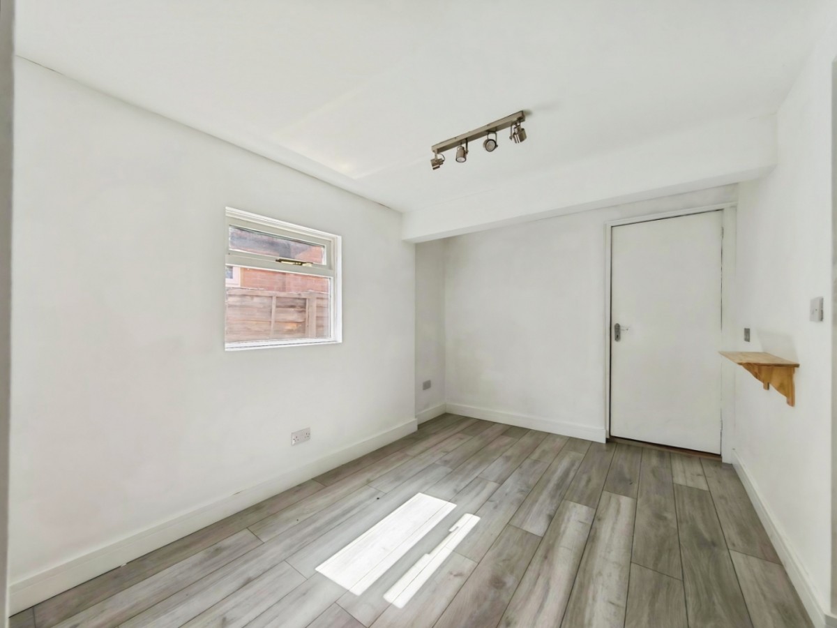 Hale End, Bracknell