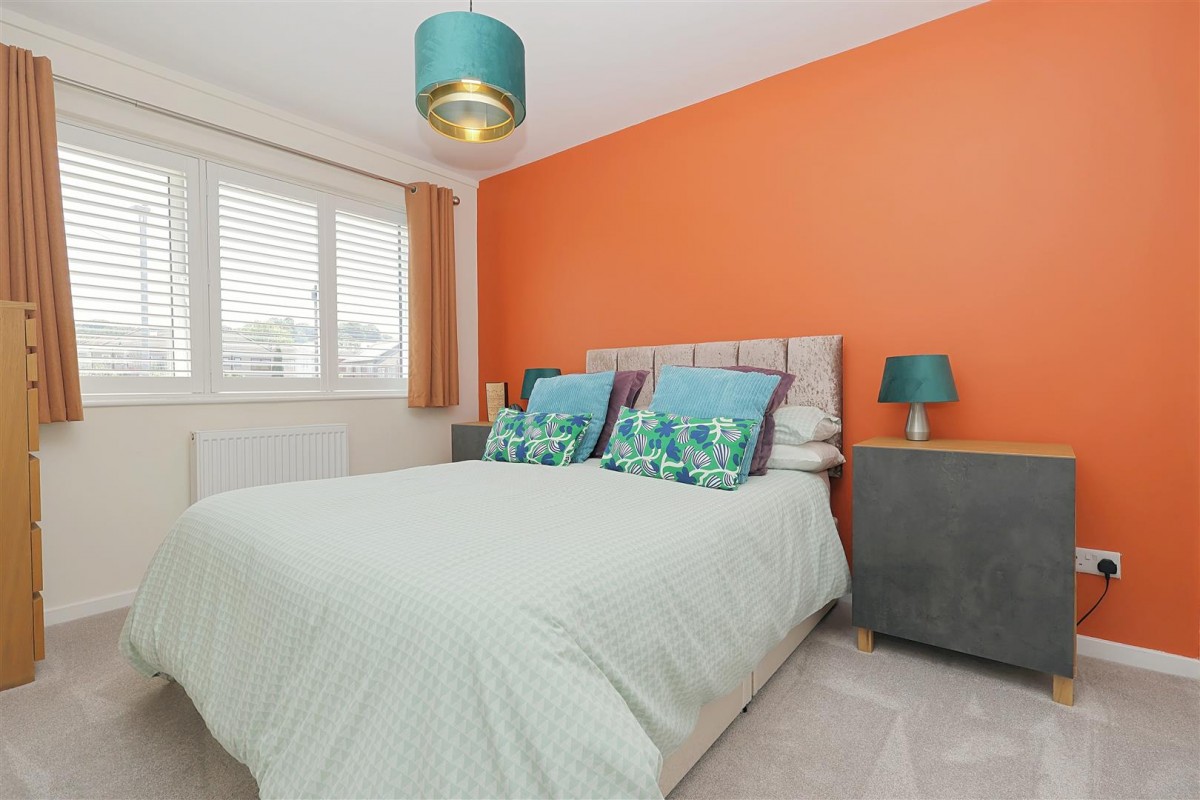Carr Wood Close, Calverley, Leeds, LS28 5UB