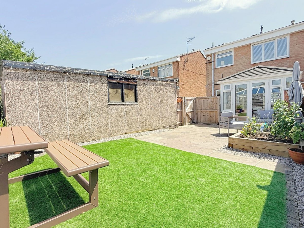Carr Wood Close, Calverley, Leeds, LS28 5UB