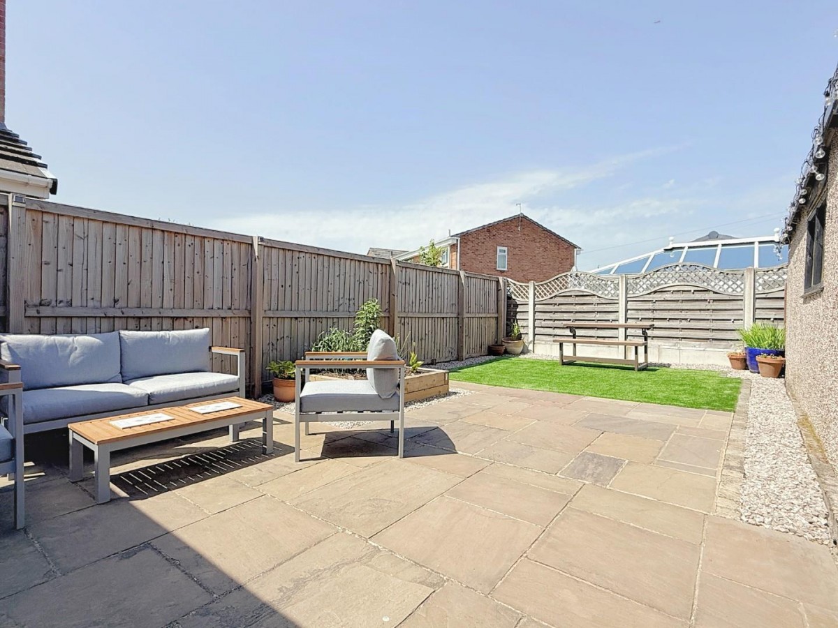 Carr Wood Close, Calverley, Leeds, LS28 5UB