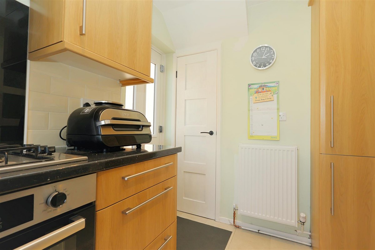 Carr Wood Close, Calverley, Leeds, LS28 5UB