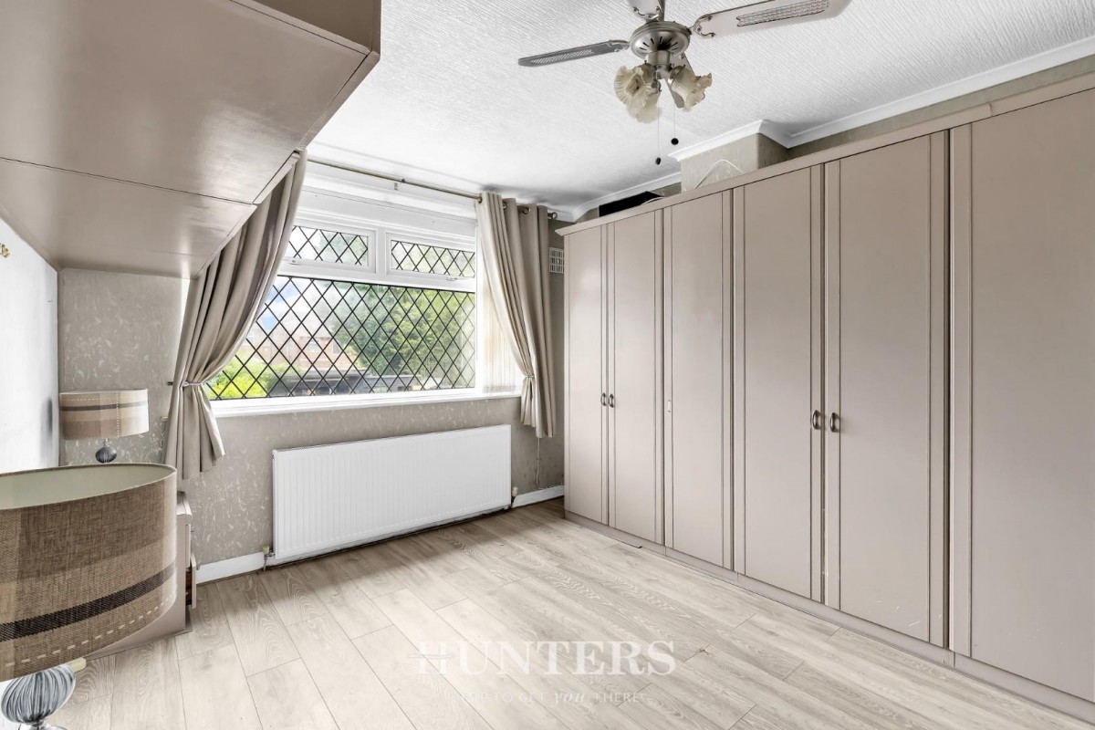 Parkfield Road North, Manchester, M40
