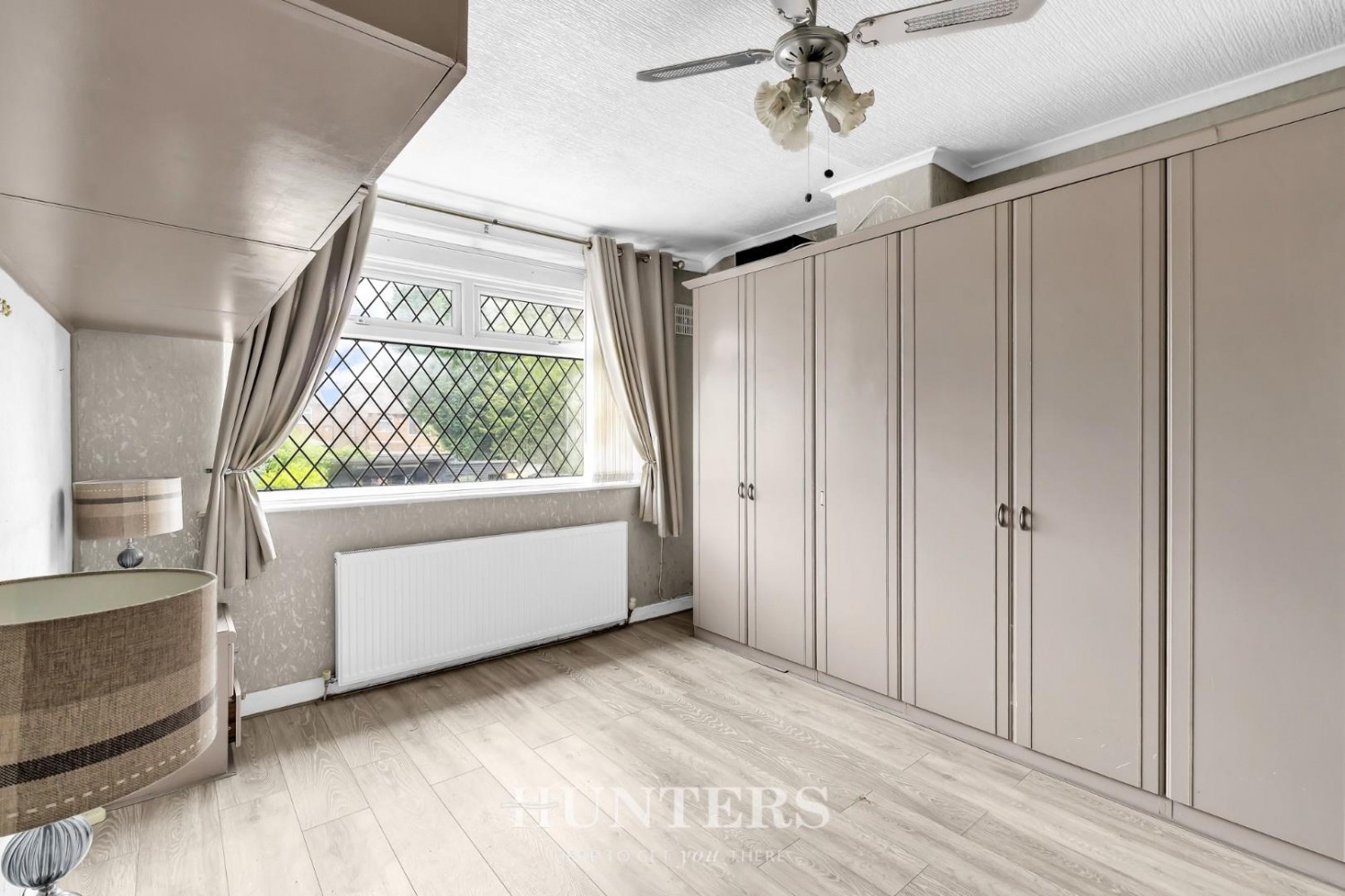 3 bedroom House for sale in Parkfield Road North, Manchester, M40