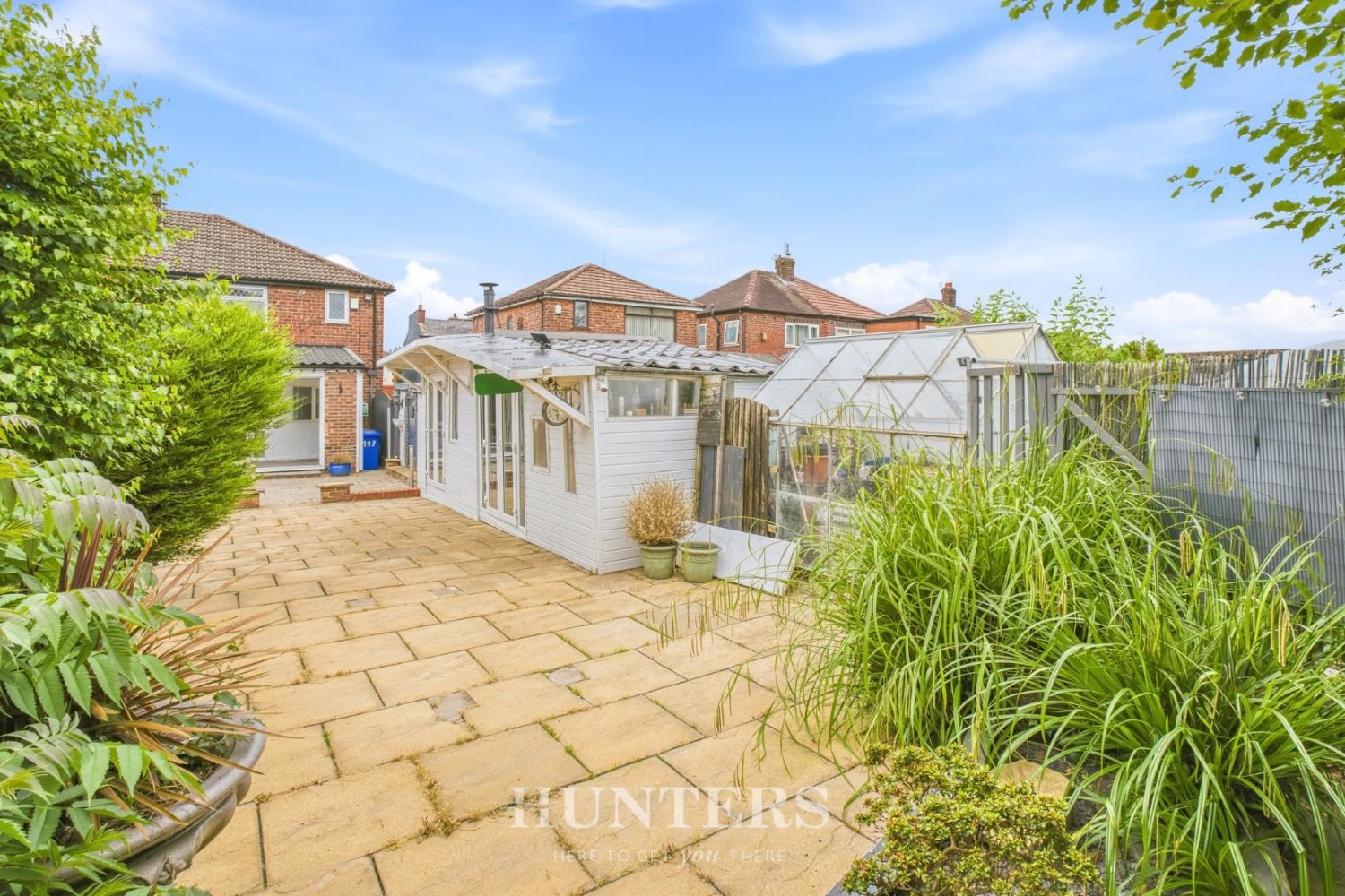 3 bedroom House for sale in Parkfield Road North, Manchester, M40