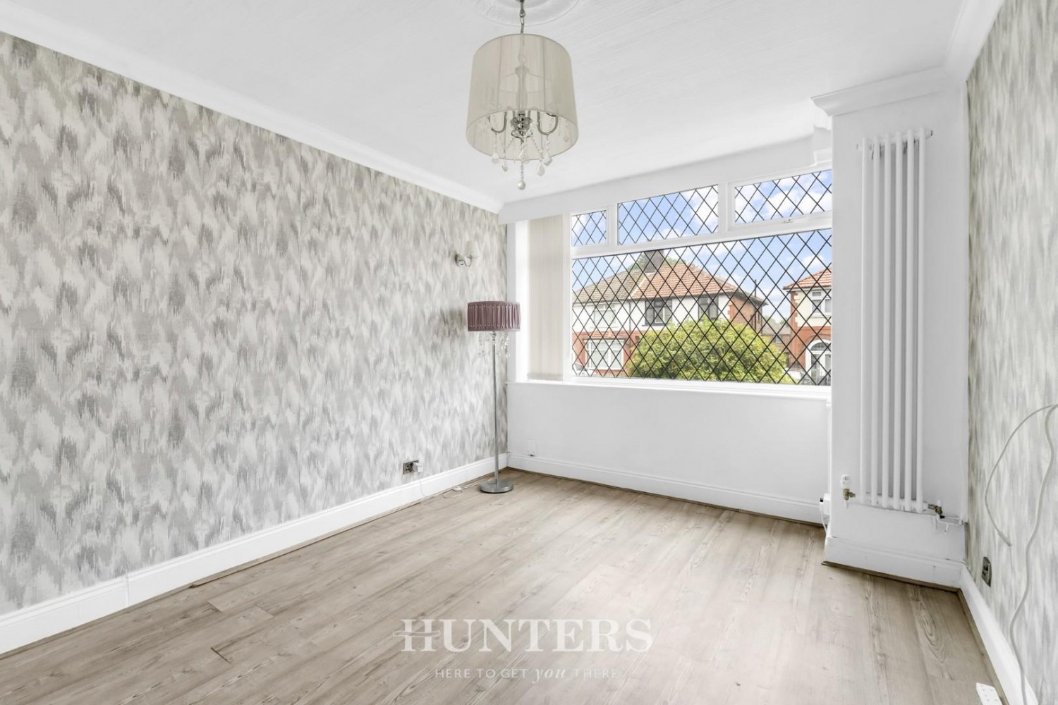 3 bedroom House for sale in Parkfield Road North, Manchester, M40