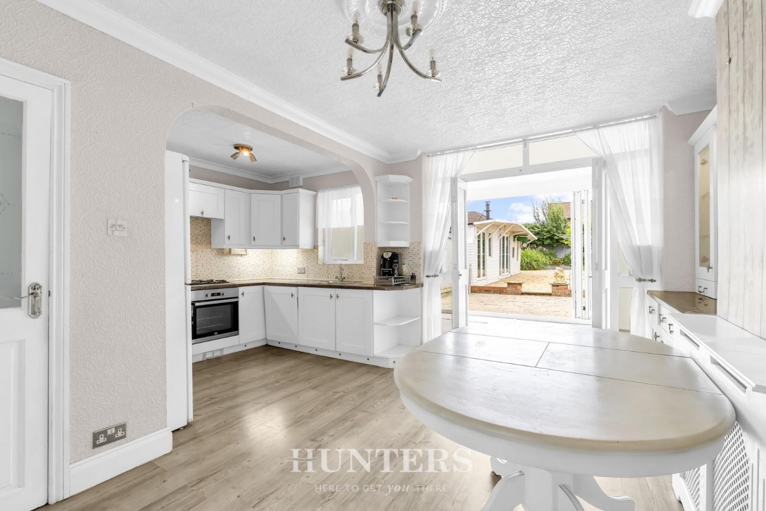 3 bedroom House for sale in Parkfield Road North, Manchester, M40